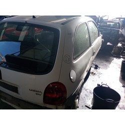 opel corsa b (s93) del año 2000