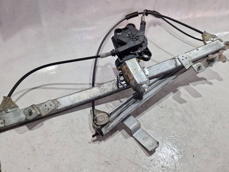 Recambio de mecanismo elevalunas delantero izquierdo para peugeot partner monospace (5_, g_) 1.9 d referencia OEM IAM 0141359  