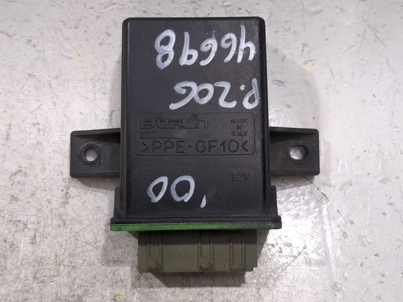 Recambio de caja precalentamiento para peugeot 206 hatchback (2a/c) 1.9 d referencia OEM IAM 9631577780  