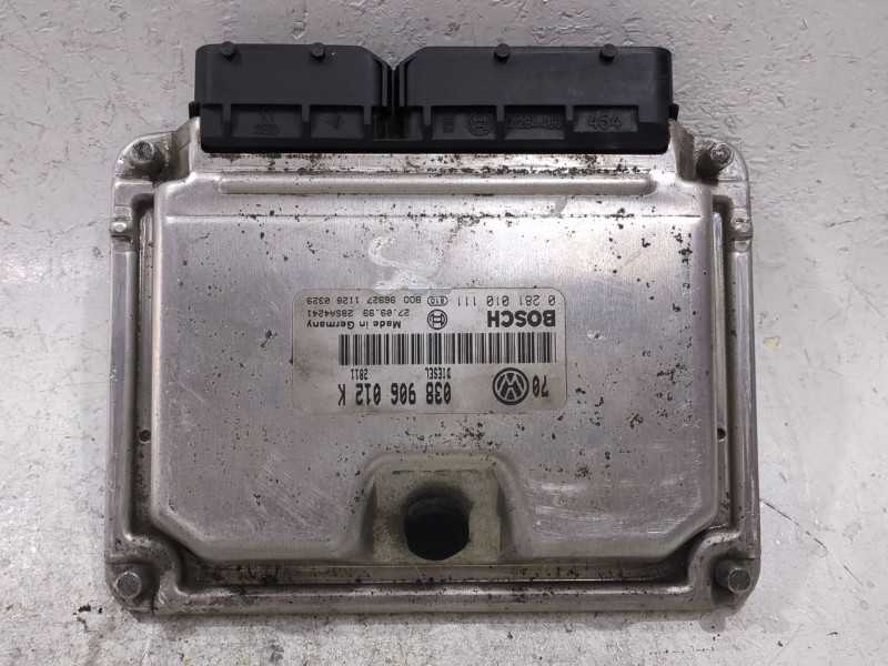 Recambio de centralita inyeccion para volkswagen golf iv (1j1) 1.9 tdi 4motion referencia OEM IAM 038906012K  