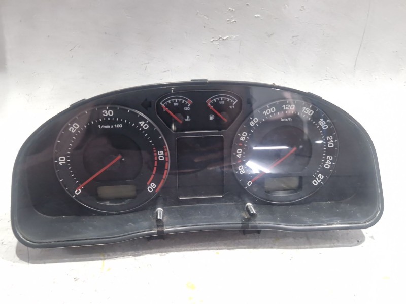 Recambio de cuadro completo para skoda superb i (3u4) 1.9 tdi referencia OEM IAM 3U0920811A  