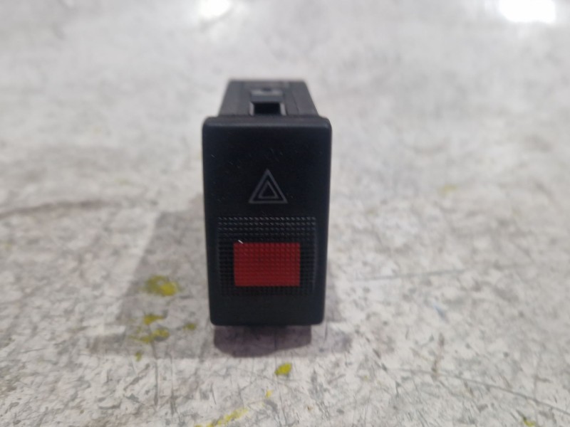 Recambio de boton emergencia para audi a4 b5 (8d2) 1.9 tdi referencia OEM IAM 8D0941509D  