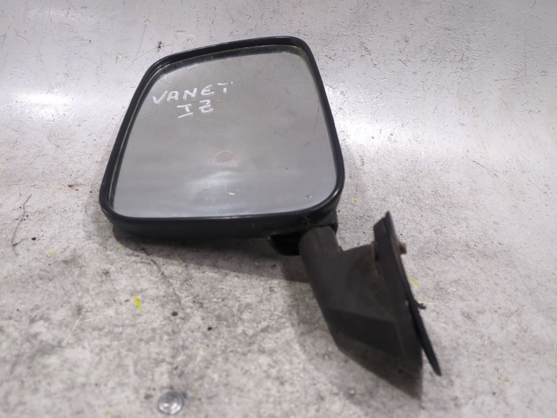 Recambio de retrovisor izquierdo para nissan vanette furgón (c22) 2.0 d referencia OEM IAM E40250988  