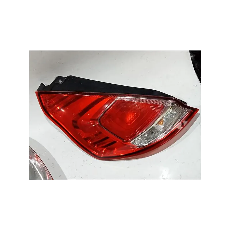 Recambio de piloto trasero izquierdo para ford fiesta (ce1)(2017) referencia OEM IAM C1BB13405A 1090041  