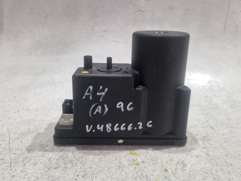 Recambio de bomba cierre centralizado para audi a4 b5 (8d2) 1.9 tdi referencia OEM IAM 4A0862257A  