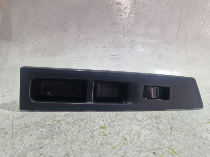 Recambio de mando elevalunas delantero derecho para toyota yaris (_p13_) 1.0 (ksp130_) referencia OEM IAM 742310D330  