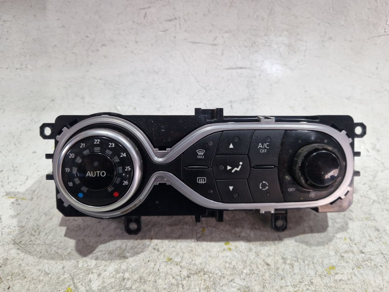 Recambio de mando climatizador para renault clio iv 1.5 dc 90 cv referencia OEM IAM E1149803A  