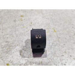 MANDO ELEVALUNAS DELANTERO DERECHO 