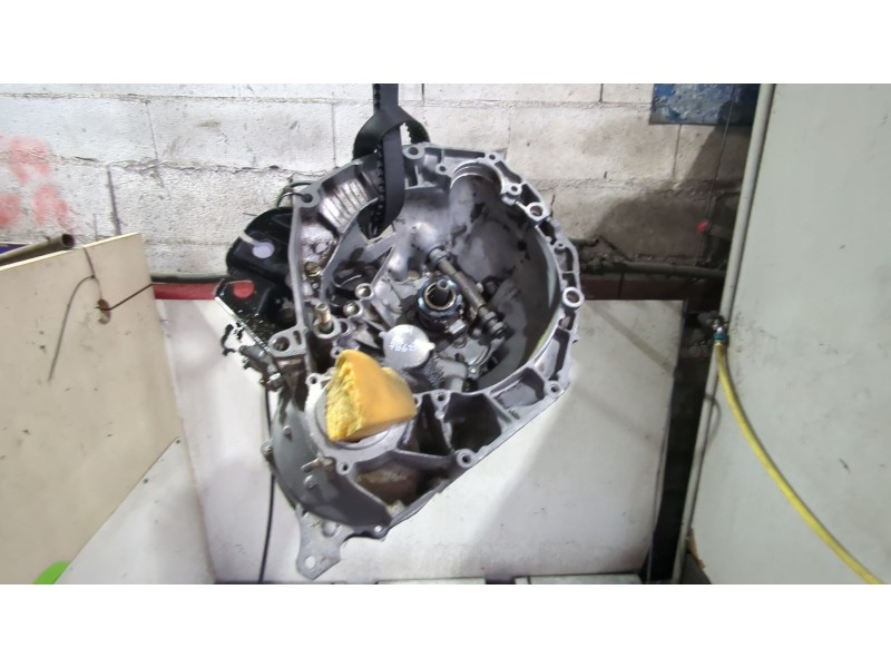 Recambio de caja cambios manual para fiat uno (146)(1983) 60 1.1 referencia OEM IAM C501 7575842 27A  