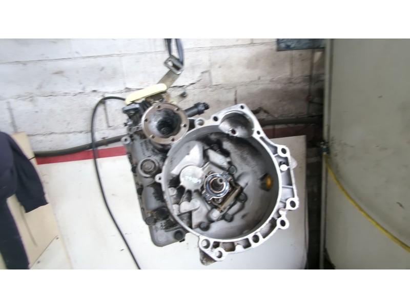 Recambio de caja cambios manual para volkswagen polo iii (6n1) 55 1.4 referencia OEM IAM DKF  