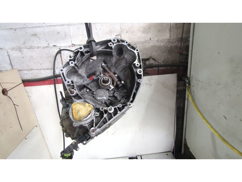 Recambio de caja cambios manual para seat malaga (1985) 1.5 referencia OEM IAM 0 5 10  