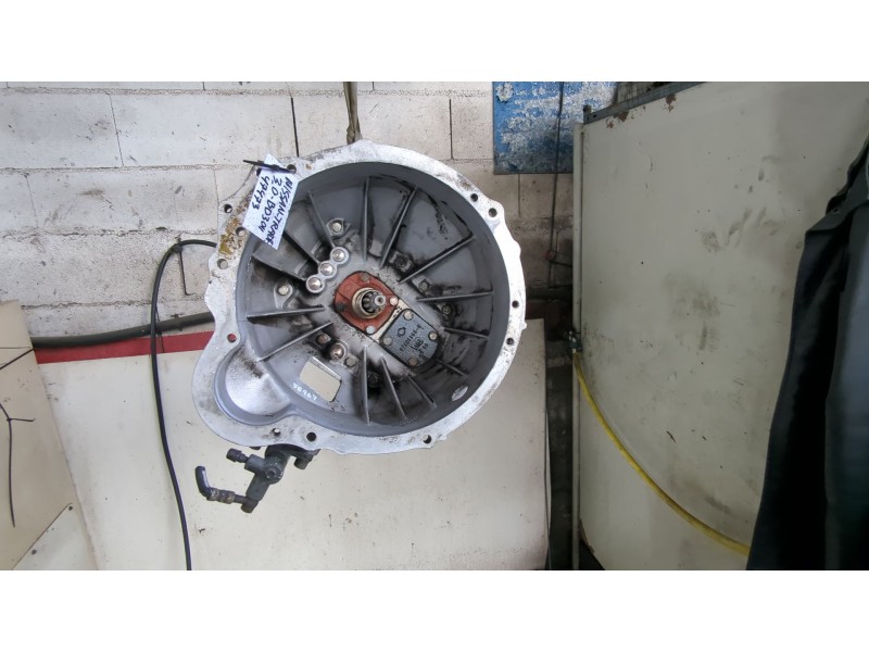 Recambio de caja cambios manual para nissan trade furgón 3.0 d referencia OEM IAM DAG 561444P  