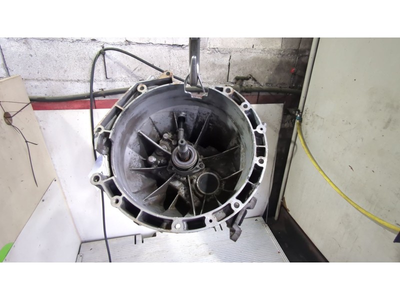 Recambio de caja cambios manual para ford transit furgón 2.4 tdci referencia OEM IAM 4C1R7003BB  