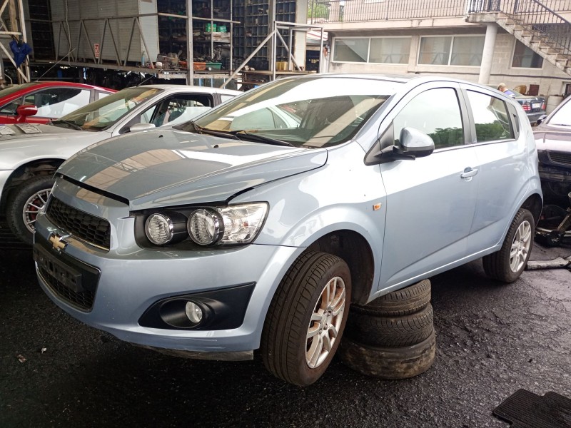 chevrolet aveo fastback del año 2012