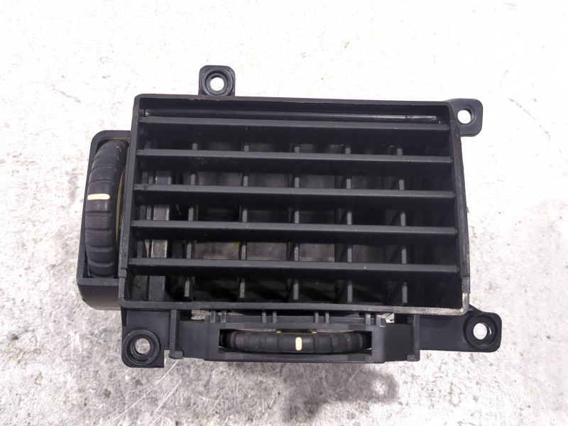 Recambio de aireador para kia cerato i sedán (ld) 2.0 crdi referencia OEM IAM LD8488090A  