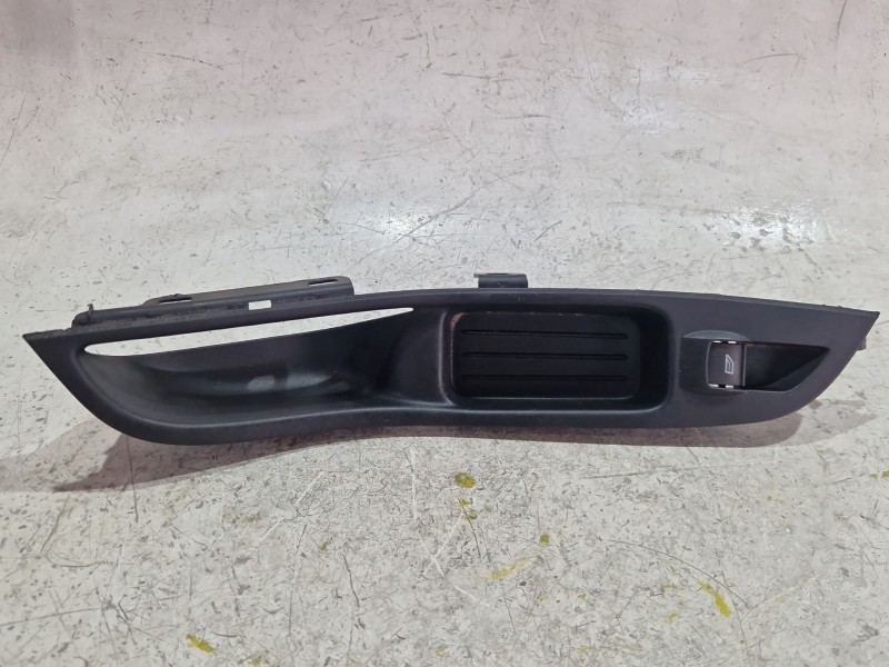 Recambio de mando elevalunas delantero derecho para ford focus iii 1.0 ecoboost referencia OEM IAM BM51A240A40ADW  