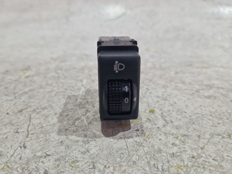 Recambio de regulador altura luces para nissan micra iii (k12) 1.2 16v referencia OEM IAM PA66GF30  
