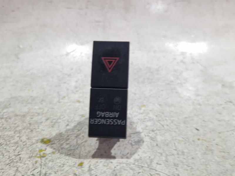 Recambio de botonera emergencia para skoda octavia iii combi (5e5, 5e6) 2.0 tdi referencia OEM IAM P5E0953507E  