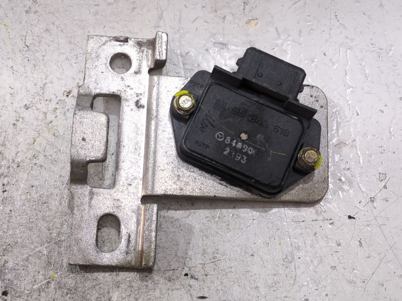 Recambio de modulo electronico para opel kadett 1.6 sv referencia OEM IAM 90243618  