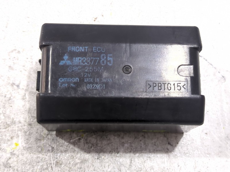 Recambio de caja reles / fusibles para mitsubishi montero classic (v2_w) 3.2 di-d referencia OEM IAM MR337785  