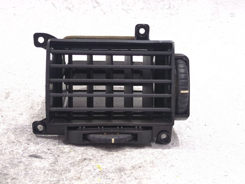 Recambio de aireador para kia cerato i sedán (ld) 2.0 crdi referencia OEM IAM LD8488090A  