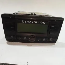 Recambio de radio cd para skoda octavia berlina (1u2)(2001) referencia OEM IAM 1Z0035161A  