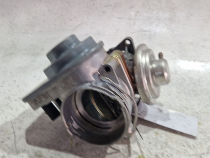 Recambio de caja mariposa para seat toledo iii (5p2) 2.0 tdi 16v referencia OEM IAM 038128063L  