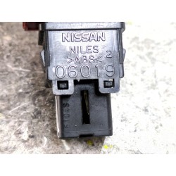 Recambio de boton emergencia para nissan micra iii (k12) 1.2 16v referencia OEM IAM 06019  