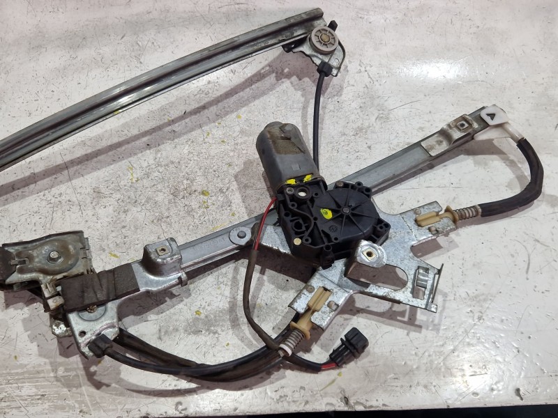 Recambio de mecanismo elevalunas delantero izquierdo para seat ibiza (6k1)(1993) 1.4 i referencia OEM IAM 0379AI  