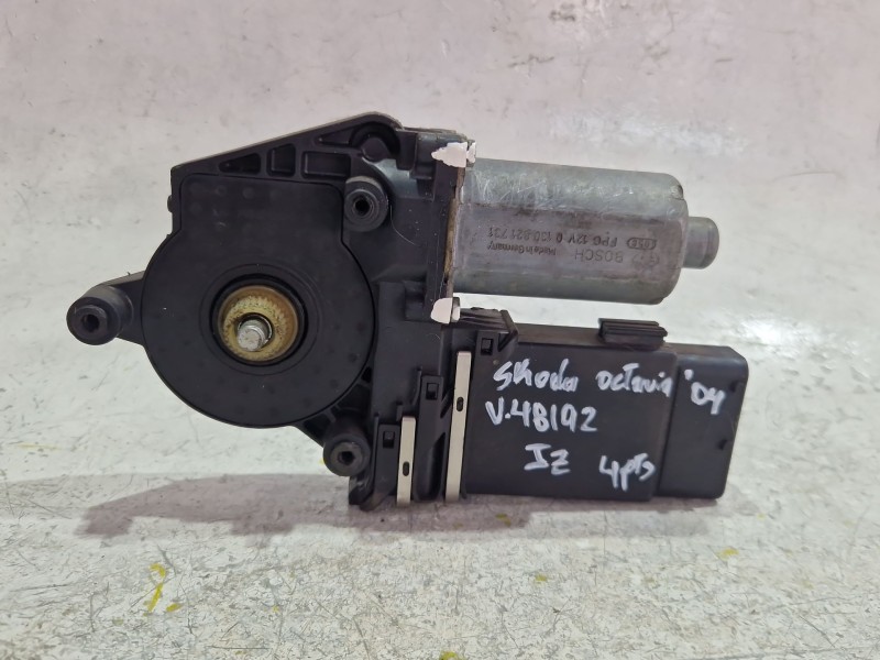 Recambio de motor elevalunas delantero izquierdo para skoda octavia i (1u2) 1.9 tdi referencia OEM IAM 104411302  