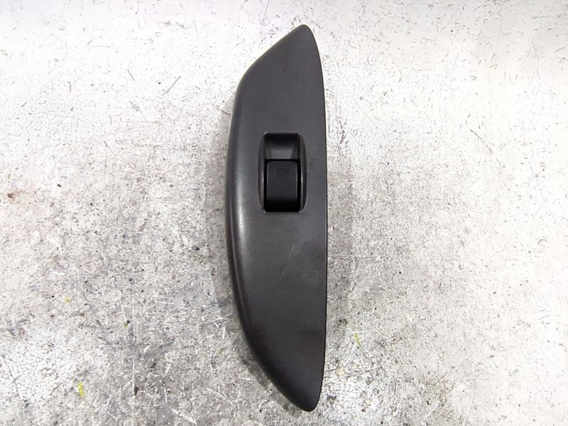 Recambio de mando elevalunas trasero derecho para toyota yaris (_p1_) 1.0 (scp10_) referencia OEM IAM   