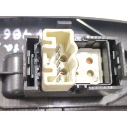 Recambio de mando elevalunas trasero derecho para toyota yaris (_p1_) 1.0 (scp10_) referencia OEM IAM   