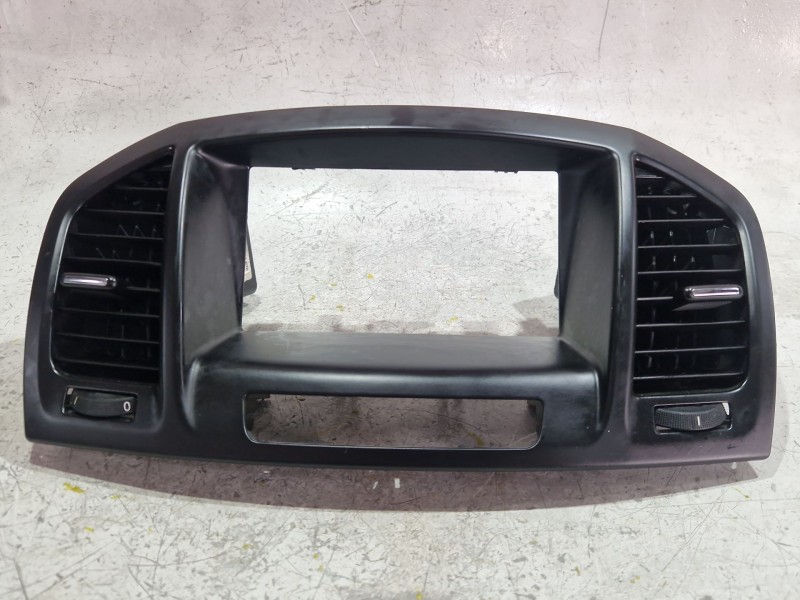 Recambio de aireador central para opel insignia berlina (2008) 2.0 cdti referencia OEM IAM 13282237  