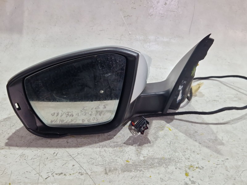 Recambio de retrovisor izquierdo para skoda octavia iii combi (5e5, 5e6) 2.0 tdi referencia OEM IAM 021275  