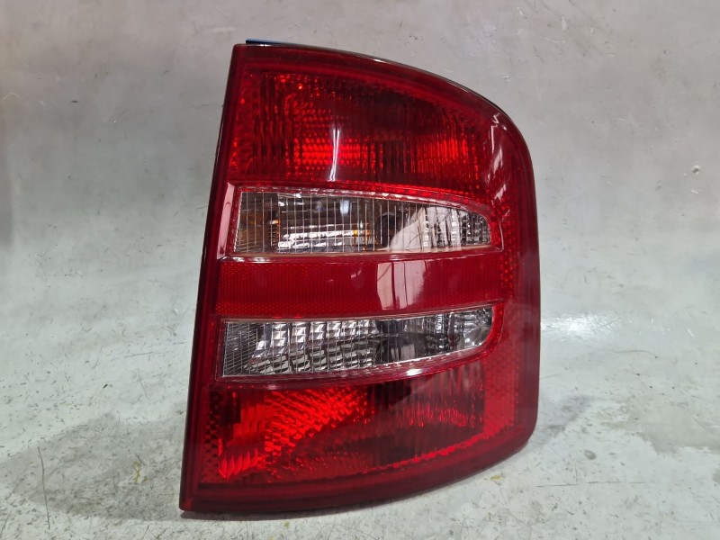 Recambio de piloto trasero derecho para skoda fabia i (6y2) 1.9 sdi referencia OEM IAM 086651902  