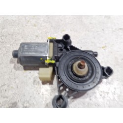 MOTOR ELEVALUNAS DELANTERO DERECHO 0130822716 