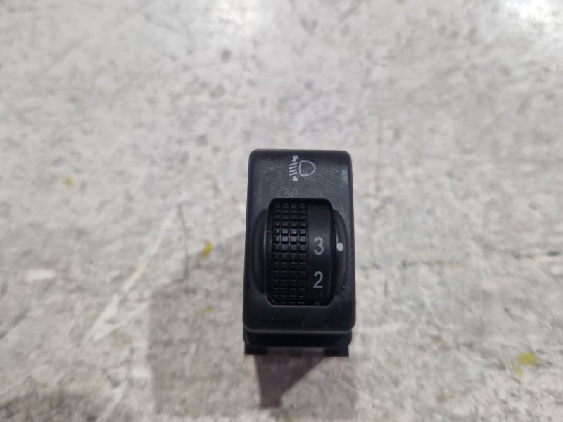 Recambio de regulador altura luces para nissan note (e11, ne11) 1.5 dci referencia OEM IAM 2519000A  