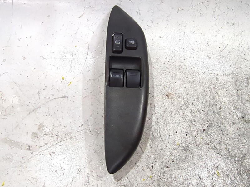 Recambio de mando elevalunas delantero izquierdo para toyota yaris (_p1_) 1.0 (scp10_) referencia OEM IAM 0113B17  