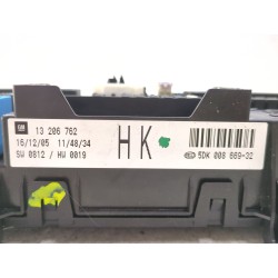 Recambio de caja reles / fusibles para opel astra h berlina (2004) 1.7 cdti referencia OEM IAM 13206762  