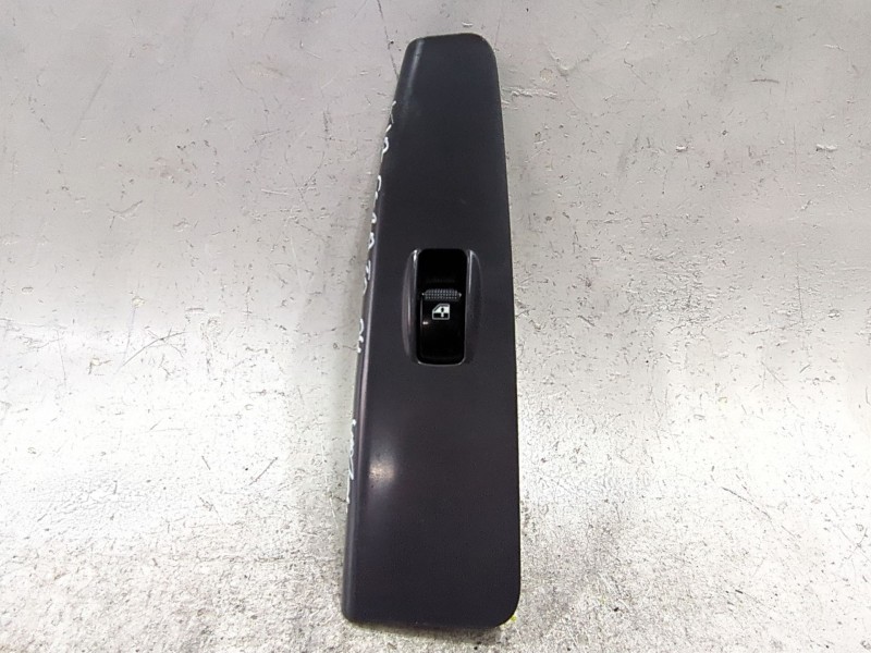 Recambio de mando elevalunas delantero derecho para kia cerato i sedán (ld) 2.0 crdi referencia OEM IAM 612W21450  