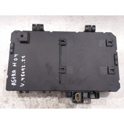 Recambio de caja reles / fusibles para opel astra h (a04) 1.7 cdti (l48) referencia OEM IAM 13180775  
