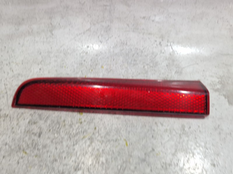 Recambio de piloto superior trasero derecho para nissan note (e11, ne11) 1.5 dci referencia OEM IAM   