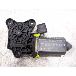 MOTOR ELEVALUNAS DELANTERO DERECHO A2208204642 
