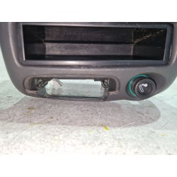 Recambio de sistema audio / radio cd para toyota yaris (_p1_) 1.0 (scp10_) referencia OEM IAM 8612052010  