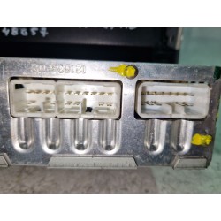 Recambio de sistema audio / radio cd para toyota yaris (_p1_) 1.0 (scp10_) referencia OEM IAM 8612052010  