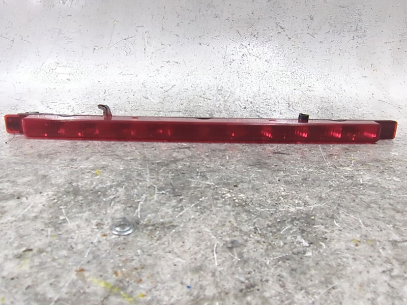 Recambio de piloto central de freno para audi a3 (8l1) 1.9 tdi referencia OEM IAM 8D9945097  