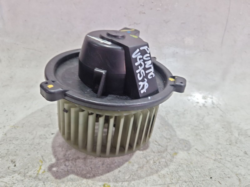 Recambio de motor calefaccion para fiat punto (176_) 1.7 d referencia OEM IAM B837  