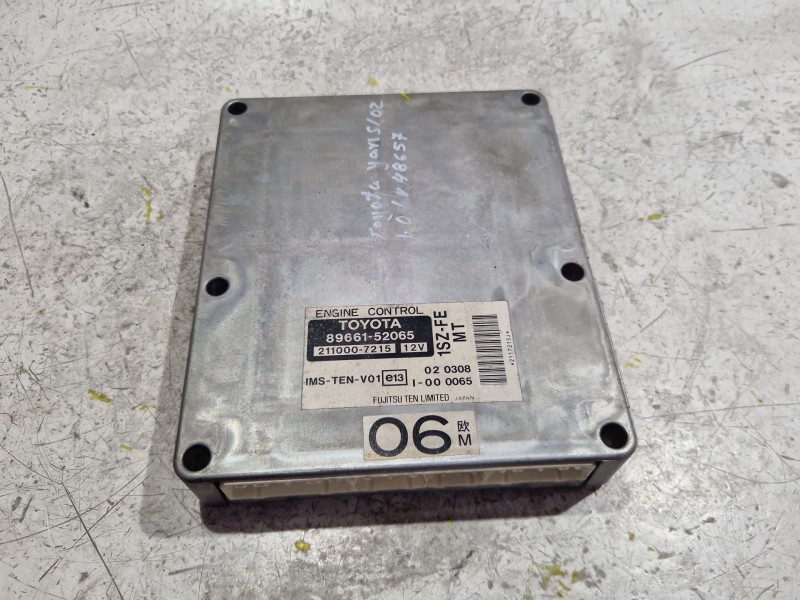 Recambio de centralita inyeccion para toyota yaris (_p1_) 1.0 (scp10_) referencia OEM IAM 8966152065  