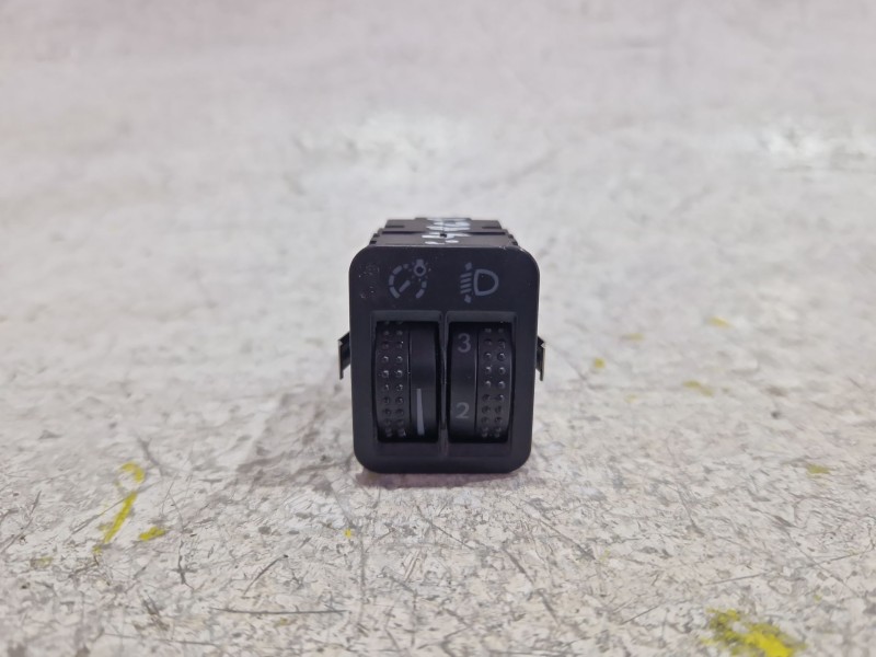 Recambio de regulador altura luces para volkswagen golf iv (1j1) 1.9 tdi referencia OEM IAM 1J0941333A  