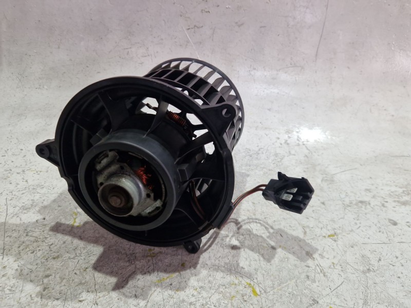 Recambio de motor calefaccion para ford fiesta v (jh_, jd_) 1.4 tdci referencia OEM IAM 1736005401  